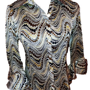 Essentials by Milano Micro Pleat Button Top S